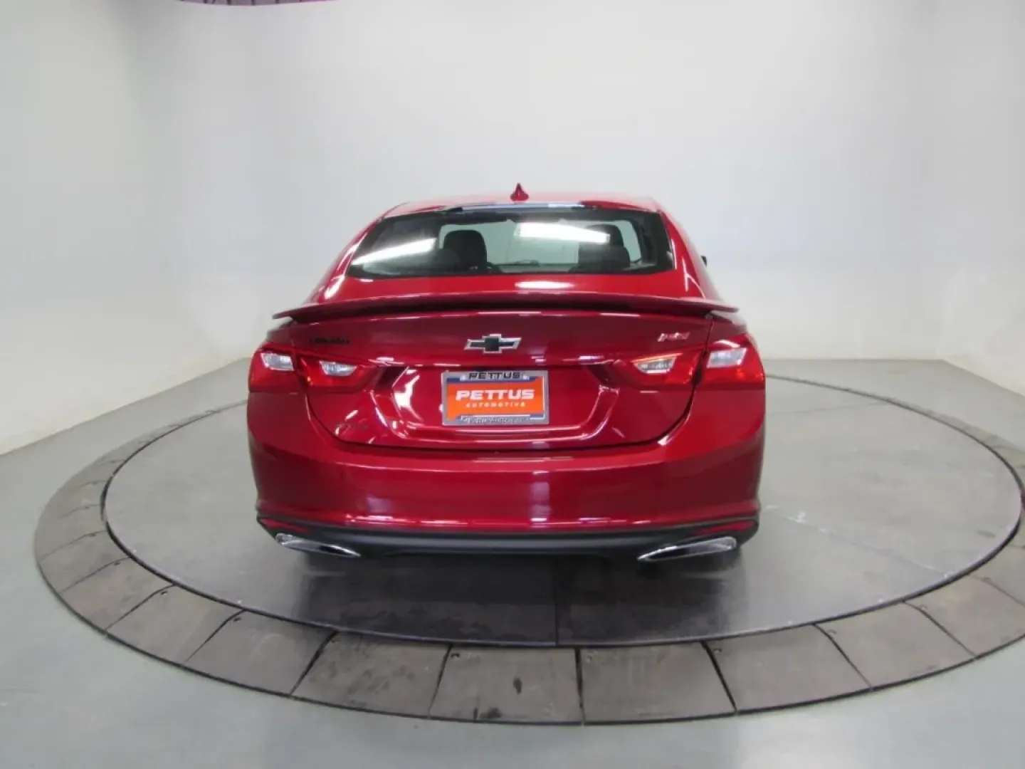 2021 /Jet Black Chevrolet Malibu RS (1G1ZG5ST4MF) with an 1.5L L4 DOHC 16V engine, Automatic transmission, located at 12836 Highway 21, De Soto, MO, 63020, (636) 337-7777, 38.151867, -90.575615 - Set up for the real world-school drop-offs, a daily commute down Hwy 21, and spontaneous weekend drives through Jefferson County-this 2021 Chevrolet Malibu RS is the kind of sporty, efficient sedan that fits a busy lifestyle without stretching your budget. With its bold Red exterior, sleek RS stylin - Photo#5