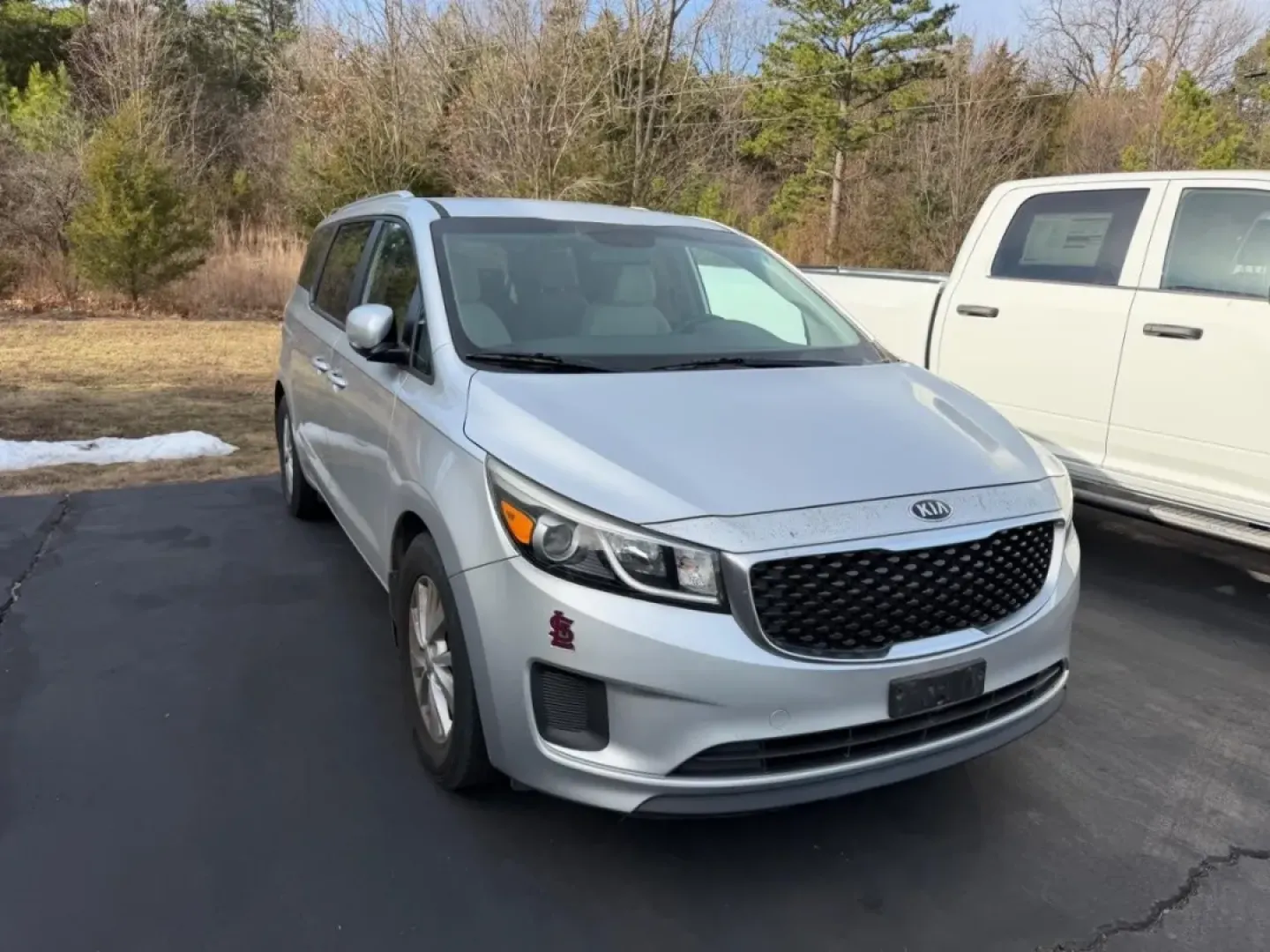 2016 /Gray Cloth Kia Sedona LX (KNDMB5C12G6) with an 3.3L GDI V6 Lambda II engine, Automatic transmission, located at 970 Woodlawn Dr., Farmington, MO, 63640, (573) 431-7800, 37.825642, -90.468674 - Big family, busy school schedules, and weekend getaways to St. Joe State Park demand a minivan that keeps everyone comfortable, connected, and calm-without stretching the budget. This 2016 Kia Sedona LX in Bright Silver Metallic is a smart pick for growing families, carpool captains, and road-trip p - Photo#1