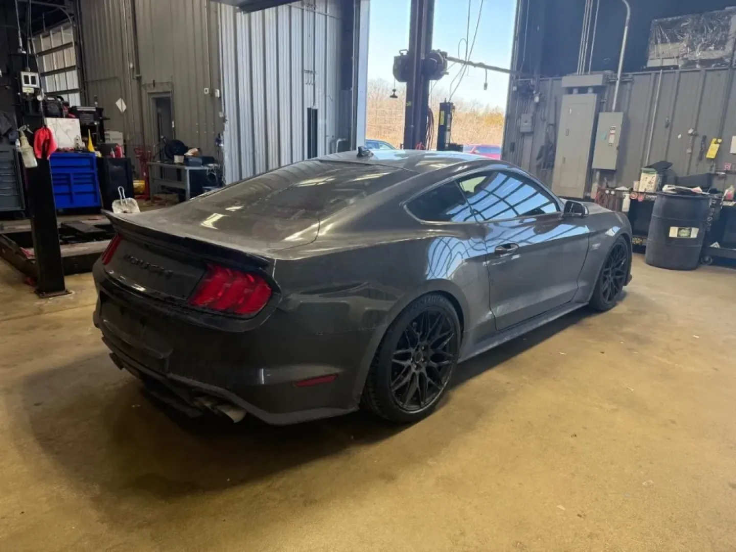 2022 /Ebony Ford Mustang GT Premium (1FA6P8CF5N5) with an 5.0L V8 DOHC 32V engine, Manual transmission, located at 12836 Highway 21, De Soto, MO, 63020, (636) 337-7777, 38.151867, -90.575615 - Picture your next weekend escape: a scenic blast down MO-21 toward the rolling hills outside De Soto, a quick stop for coffee near Main Street, then an open stretch of highway where the soundtrack is pure V8. This **2022 Ford Mustang Coupe** is built for drivers who want a true performance lifestyle - Photo#2