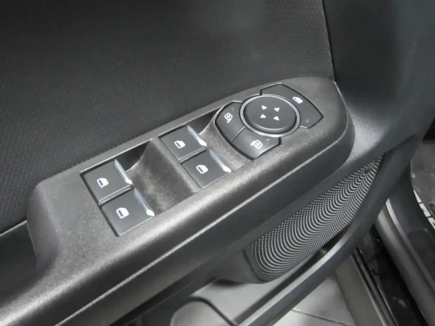 2021 /Ebony/Brown Ford Bronco Sport Outer Banks (3FMCR9C69MR) with an 1.5L L3 engine, Automatic transmission, located at 12830 Highway 21, De Soto, MO, 63020, (636) 337-7777, 38.153099, -90.573624 - Weekday commutes down Highway 21, weekend escapes to Washington State Park, or a spontaneous road trip along I55-this 2021 Ford Bronco Sport Outer Banks is built for Missouri life when you want one SUV that can do it all. With Four Wheel Drive and a confident, easy-to-drive size, it's a smart pick f - Photo#19