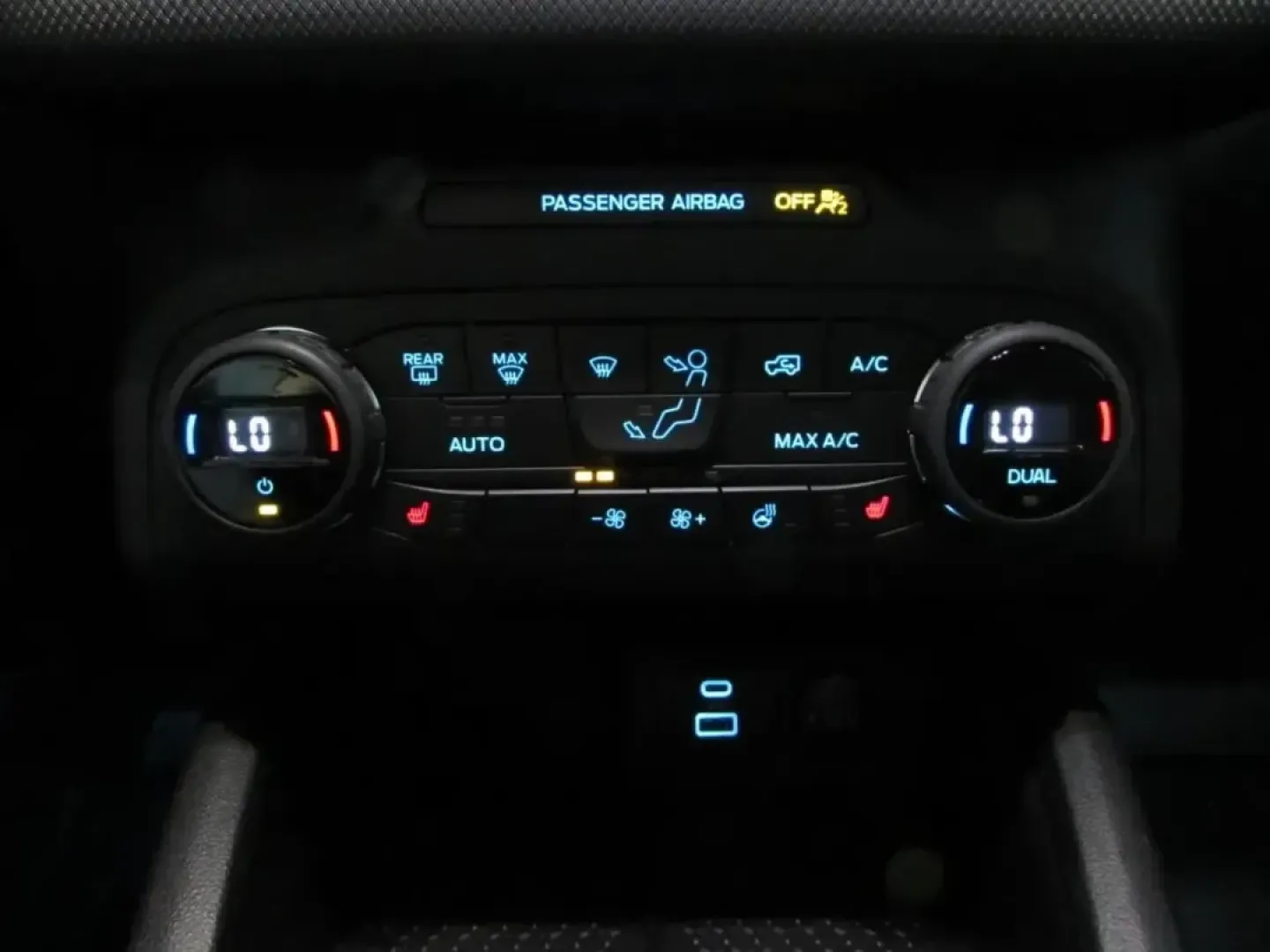 2021 /Ebony/Brown Ford Bronco Sport Outer Banks (3FMCR9C69MR) with an 1.5L L3 engine, Automatic transmission, located at 12830 Highway 21, De Soto, MO, 63020, (636) 337-7777, 38.153099, -90.573624 - Weekday commutes down Highway 21, weekend escapes to Washington State Park, or a spontaneous road trip along I55-this 2021 Ford Bronco Sport Outer Banks is built for Missouri life when you want one SUV that can do it all. With Four Wheel Drive and a confident, easy-to-drive size, it's a smart pick f - Photo#27