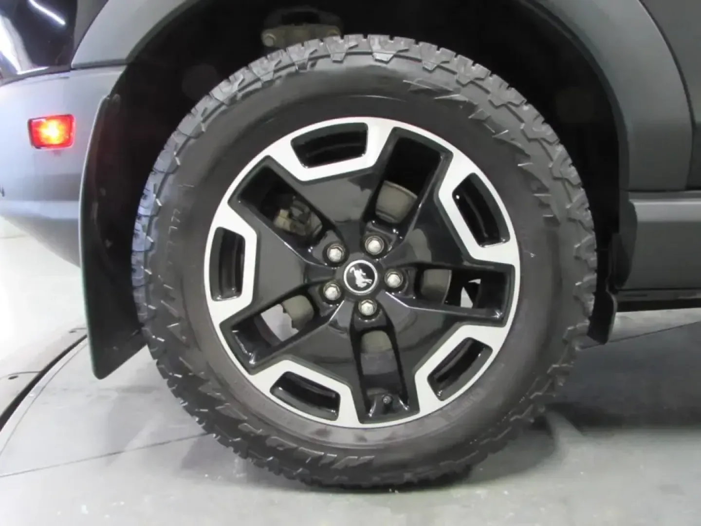 2021 /Ebony/Brown Ford Bronco Sport Outer Banks (3FMCR9C69MR) with an 1.5L L3 engine, Automatic transmission, located at 12830 Highway 21, De Soto, MO, 63020, (636) 337-7777, 38.153099, -90.573624 - Weekday commutes down Highway 21, weekend escapes to Washington State Park, or a spontaneous road trip along I55-this 2021 Ford Bronco Sport Outer Banks is built for Missouri life when you want one SUV that can do it all. With Four Wheel Drive and a confident, easy-to-drive size, it's a smart pick f - Photo#8