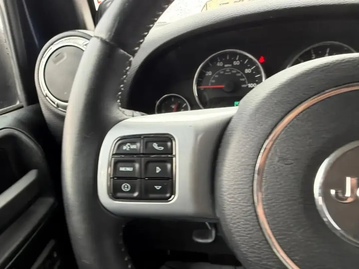 2013 /Black Interior Leather Trimmed Jeep Wrangler Unlimited Freedom Edition (1C4BJWDG7DL) with an 3.6L SMPI 24V VVT V6 engine, Automatic transmission, located at 970 Woodlawn Dr., Farmington, MO, 63640, (573) 431-7800, 37.825642, -90.468674 - Weekend trail runs, summer float trips, and spontaneous road trips down Highway 67 feel a lot more possible when your SUV is built for adventure and everyday practicality. This 2013 Jeep Wrangler Unlimited Freedom Edition is the kind of vehicle that fits an active Missouri lifestyle-roomy enough for - Photo#11