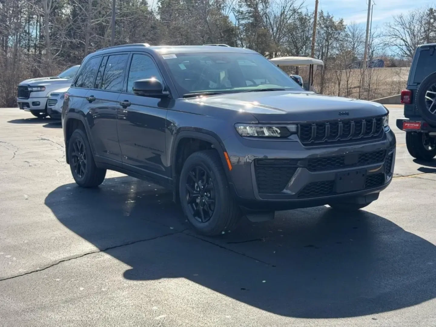2026 /Global Black Leather Jeep Grand Cherokee Laredo (1C4RJHARXTC) with an 2.0L engine, 8A transmission, located at 970 Woodlawn Dr., Farmington, MO, 63640, (573) 431-7800, 37.825642, -90.468674 - Whether your weekends are spent packing up for a family getaway to St. Joe State Park, commuting down US-67, or chasing fall colors along the backroads near Farmington, the 2026 Jeep Grand Cherokee Laredo is built for the do-it-all lifestyle. With just 43 miles, this Balti Gray SUV feels practically - Photo#0