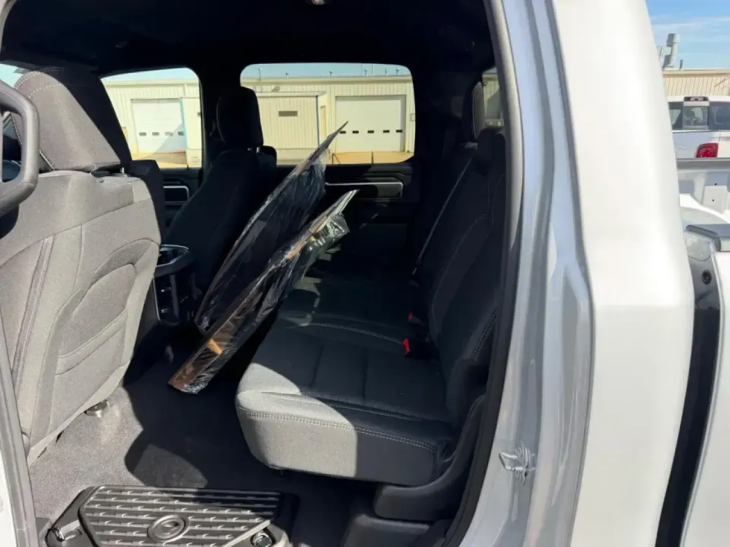 2026 /Diesel Gray/Black Cloth Ram 1500 Big Horn/Lone Star (1C6SRFFT0TN) with an 5.7L engine, 8A transmission, located at 970 Woodlawn Dr., Farmington, MO, 63640, (573) 431-7800, 37.825642, -90.468674 - Built for real life in Southeast Missouri-whether you're towing the boat to Lake Wappapello, hauling supplies for a weekend project, or stacking up highway miles on US67-this 2026 Ram 1500 Big Horn/Lone Star delivers the kind of confident comfort and muscle that makes every day feel easier. With jus - Photo#8