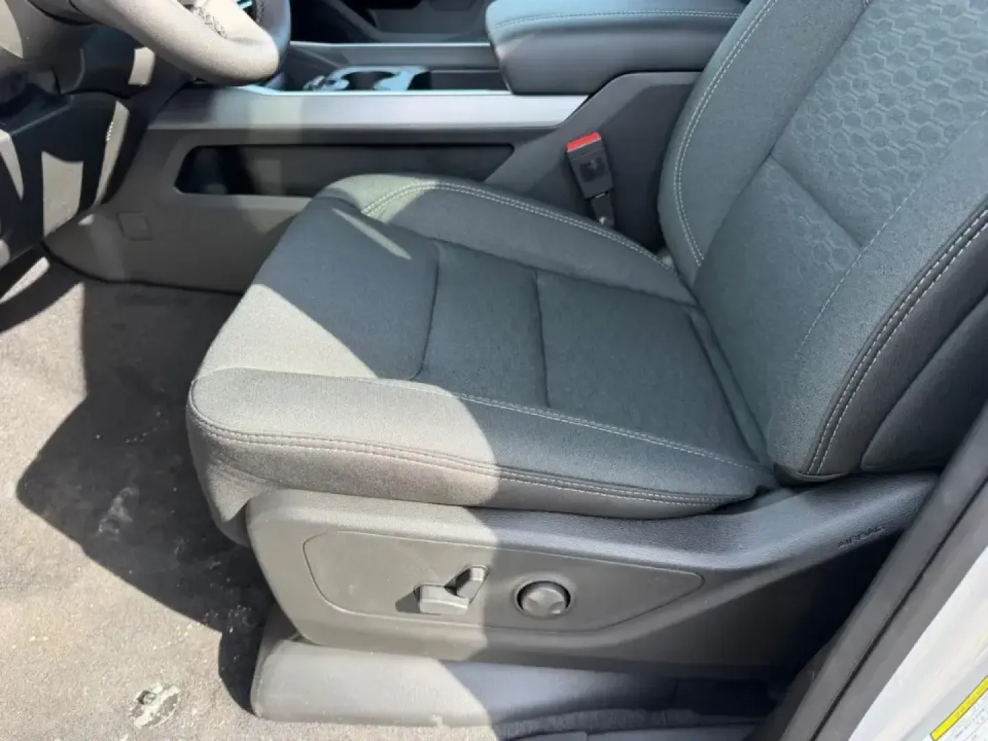 2026 /Diesel Gray/Black Cloth Ram 1500 Big Horn/Lone Star (1C6SRFFT0TN) with an 5.7L engine, 8A transmission, located at 970 Woodlawn Dr., Farmington, MO, 63640, (573) 431-7800, 37.825642, -90.468674 - Built for real life in Southeast Missouri-whether you're towing the boat to Lake Wappapello, hauling supplies for a weekend project, or stacking up highway miles on US67-this 2026 Ram 1500 Big Horn/Lone Star delivers the kind of confident comfort and muscle that makes every day feel easier. With jus - Photo#20