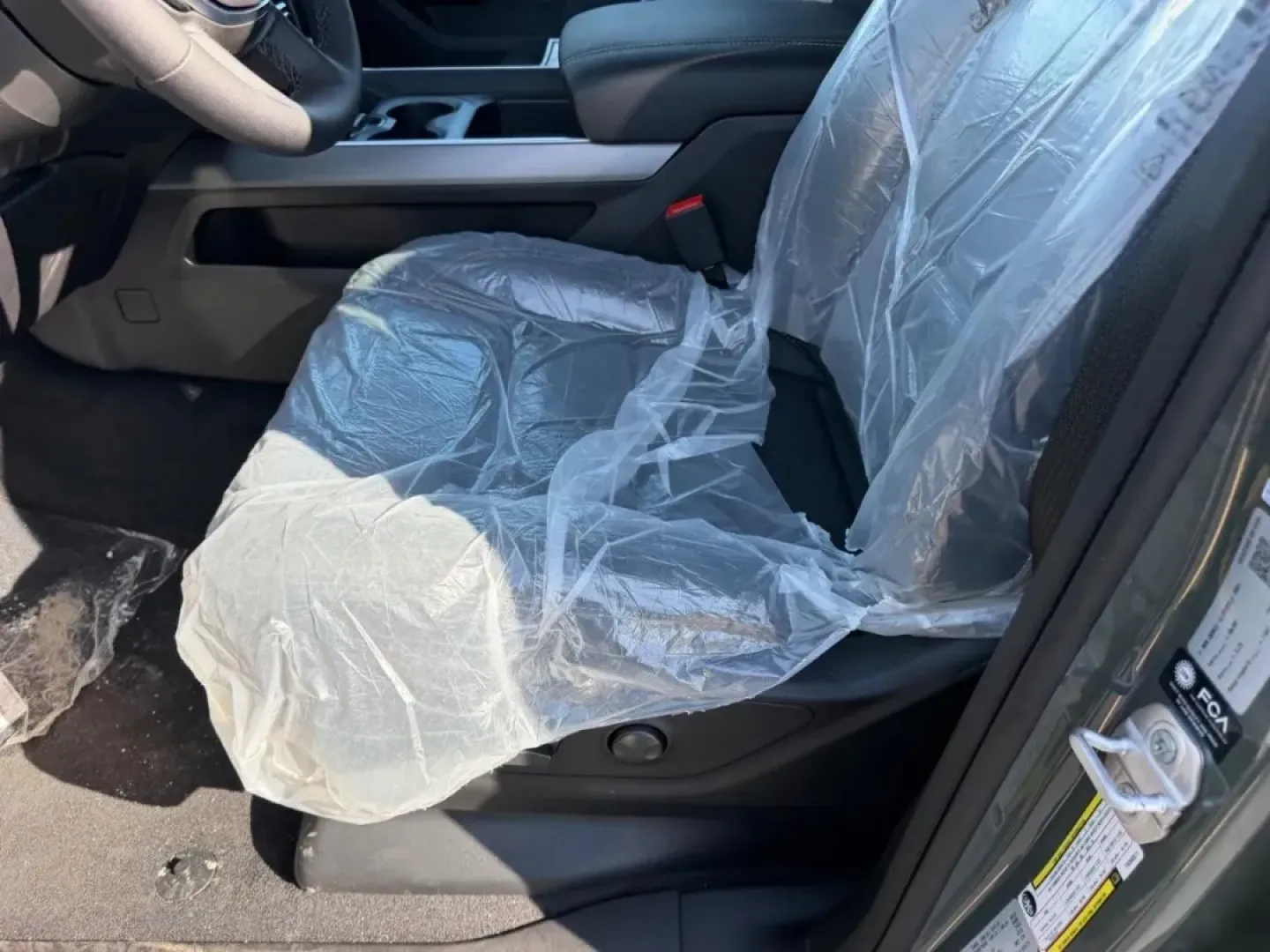 2026 /Diesel Gray/Black Cloth Ram 1500 Big Horn/Lone Star (1C6SRFFT5TN) with an 5.7L engine, 8A transmission, located at 970 Woodlawn Dr., Farmington, MO, 63640, (573) 431-7800, 37.825642, -90.468674 - Whether your weekends are spent hauling a boat to the lake, tackling home-improvement runs, or loading up the family for a road trip through the Ozarks, the **2026 Ram 1500 Big Horn/Lone Star** is built for real life-comfortable enough for long drives, capable enough for hard work, and refined enoug - Photo#20