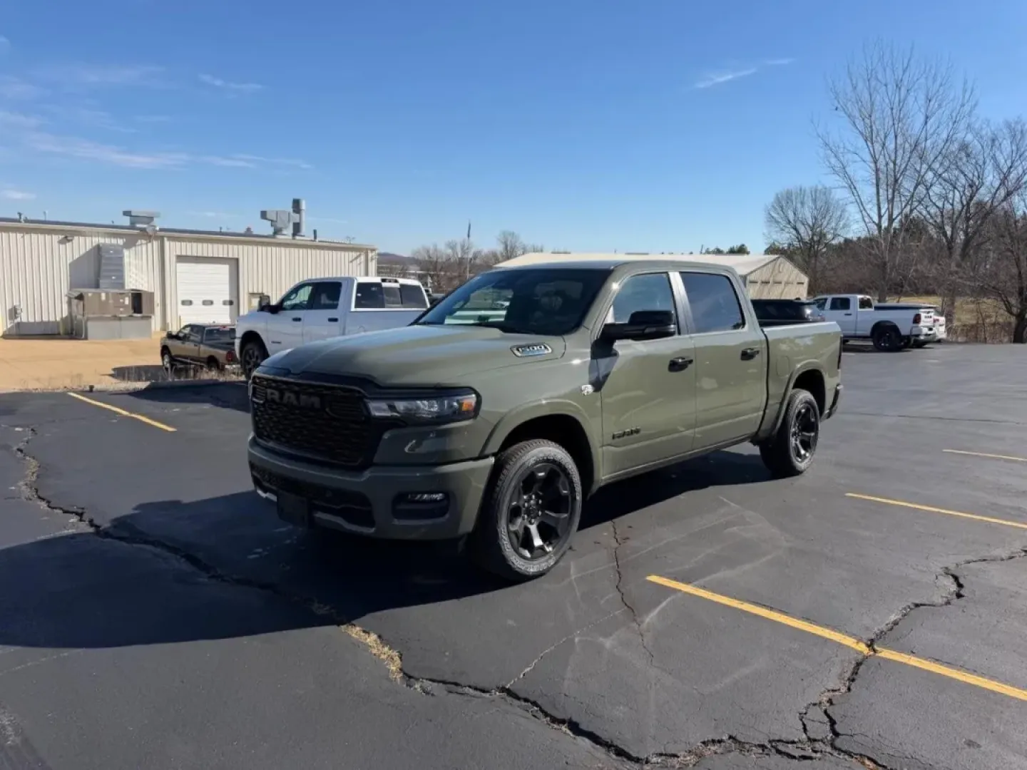 2026 /Diesel Gray/Black Cloth Ram 1500 Big Horn/Lone Star (1C6SRFFT5TN) with an 5.7L engine, 8A transmission, located at 970 Woodlawn Dr., Farmington, MO, 63640, (573) 431-7800, 37.825642, -90.468674 - Whether your weekends are spent hauling a boat to the lake, tackling home-improvement runs, or loading up the family for a road trip through the Ozarks, the **2026 Ram 1500 Big Horn/Lone Star** is built for real life-comfortable enough for long drives, capable enough for hard work, and refined enoug - Photo#6