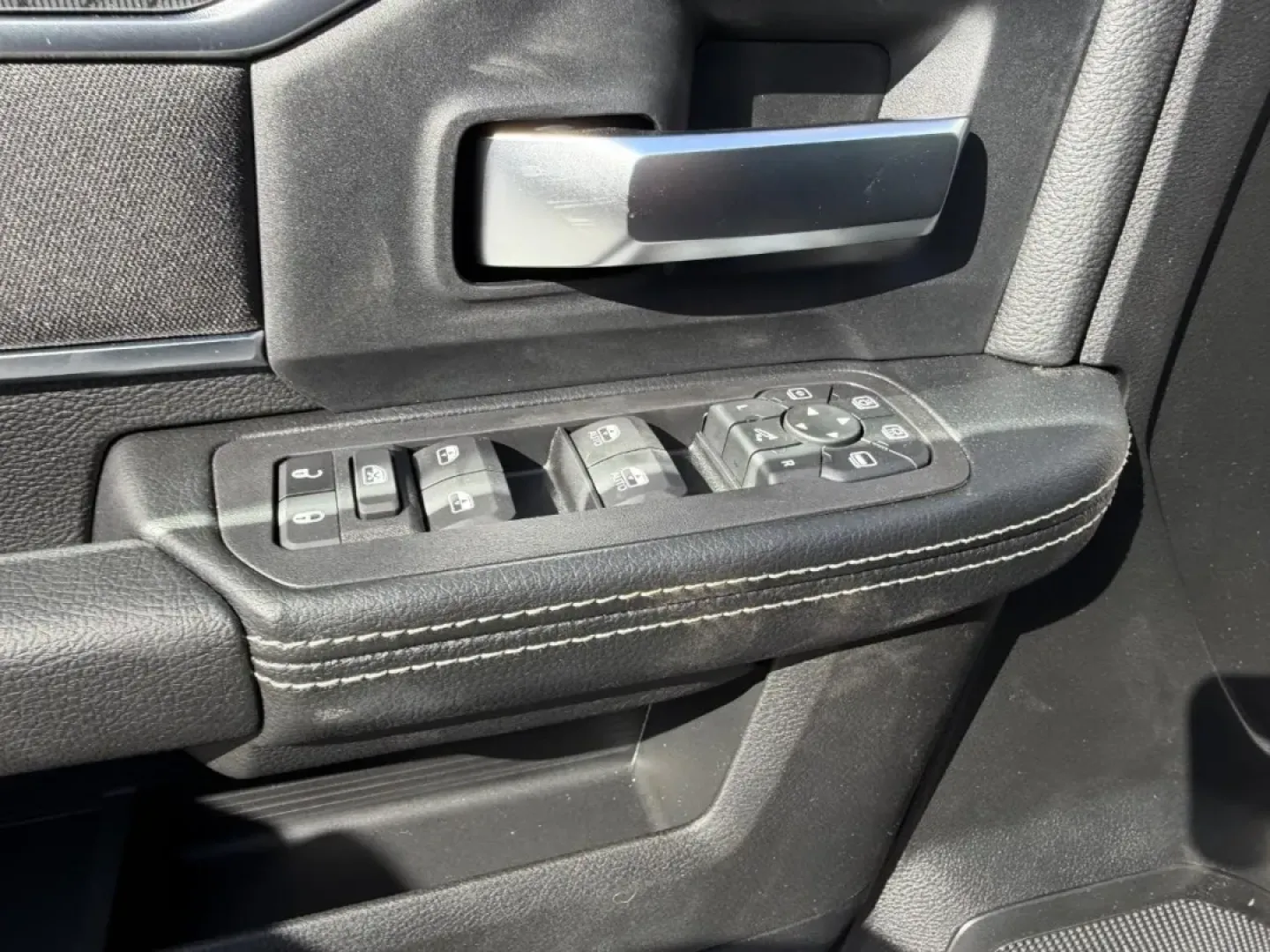 2026 /Diesel Gray/Black Cloth Ram 2500 Big Horn (3C6UR5DJ4TG) with an 6.4L V8 HEMI HD engine, 6A transmission, located at 970 Woodlawn Dr., Farmington, MO, 63640, (573) 431-7800, 37.825642, -90.468674 - Built for big weekends and bigger workloads, this nearly new 2026 Ram 2500 Big Horn is the kind of heavy-duty truck that makes life in Southeast Missouri easier-whether you're towing a camper for a long-overdue road trip, hauling materials to a job site, or gearing up for a family adventure at St. J - Photo#18