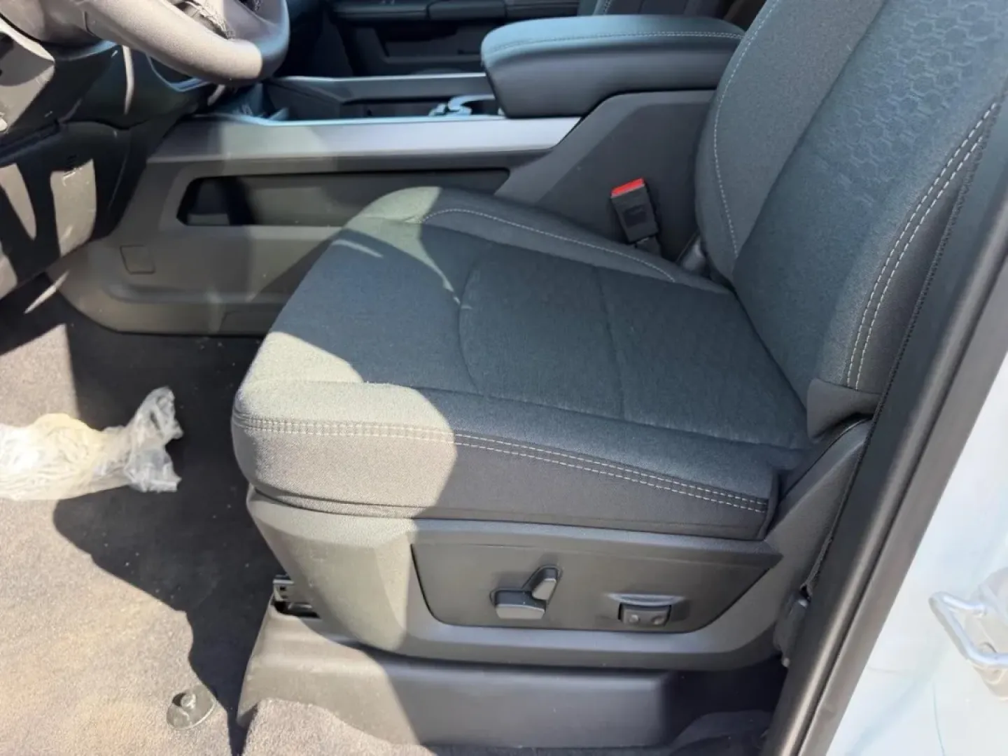 2026 /Diesel Gray/Black Cloth Ram 2500 Big Horn (3C6UR5DJ4TG) with an 6.4L V8 HEMI HD engine, 6A transmission, located at 970 Woodlawn Dr., Farmington, MO, 63640, (573) 431-7800, 37.825642, -90.468674 - Built for big weekends and bigger workloads, this nearly new 2026 Ram 2500 Big Horn is the kind of heavy-duty truck that makes life in Southeast Missouri easier-whether you're towing a camper for a long-overdue road trip, hauling materials to a job site, or gearing up for a family adventure at St. J - Photo#19