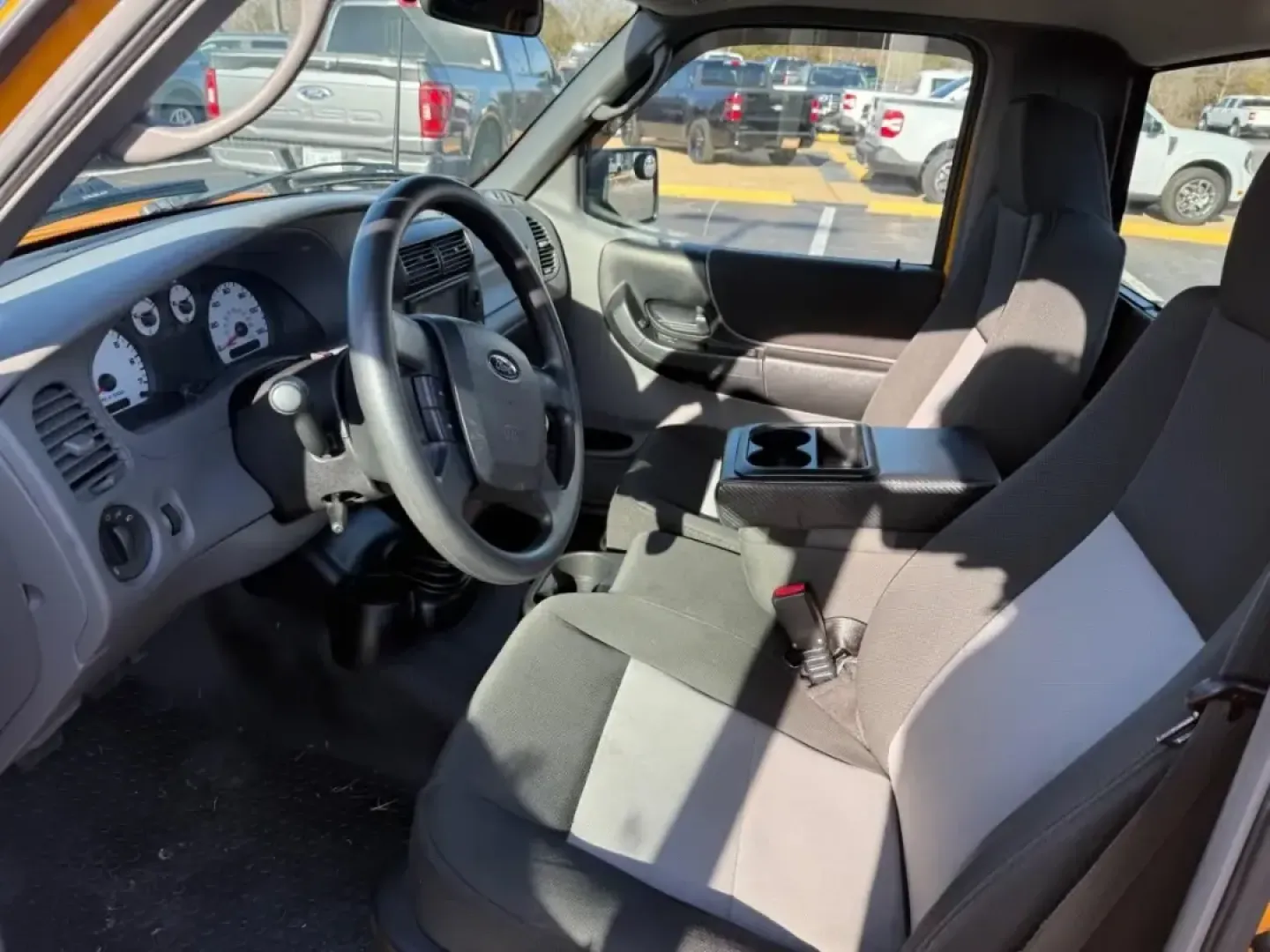 2009 Ford Ranger Sport 2WD (1FTYR10D69P) with an Other engine, located at 12836 Highway 21, De Soto, MO, 63020, (636) 337-7777, 38.151867, -90.575615 - Need a dependable pickup for weekend DIY runs, fishing trips, or an easy daily commute from De Soto to Festus or Arnold? This 2009 Ford Ranger Sport 2WD is the kind of practical, right-sized truck that fits real life-simple to park, ready to haul, and comfortable enough for everyday miles without th - Photo#3