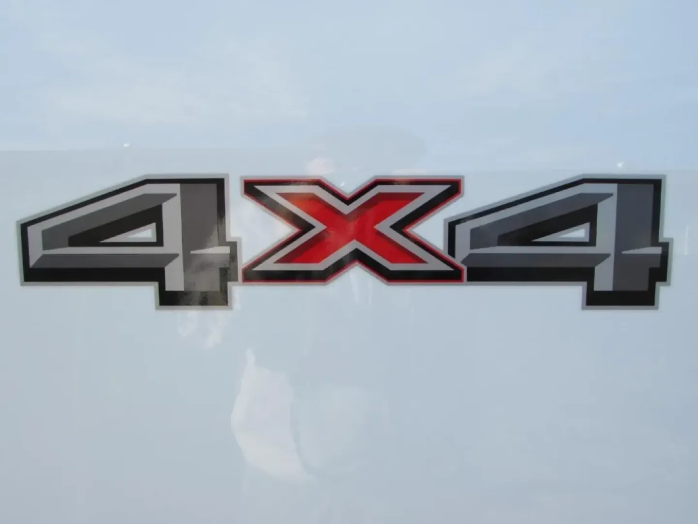 2025 /Medium Dark Slate Ford F-250SD XL (1FTBF2BA8SE) with an 6.8L V8 OHV 16V engine, 6A transmission, located at 12830 Highway 21, De Soto, MO, 63020, (636) 337-7777, 38.153099, -90.573624 - Built for early-morning jobsite runs, weekend towing, and long-haul road trips through Missouri, this 2025 Ford Super Duty F-250 SRW XLT 4WD is the kind of truck that fits a real working lifestyle. Whether you're hauling materials to a build in Jefferson County, pulling a trailer out toward the Ozar - Photo#25