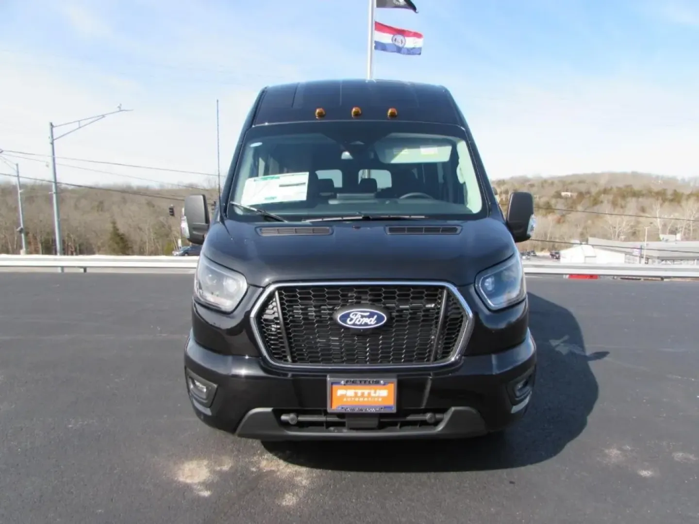 2026 /Gray Ford Transit-350 XLT (1FBVU5XG5TK) with an 3.5L EcoBoost V6 engine, Automatic transmission, located at 12836 Highway 21, De Soto, MO, 63020, (636) 337-7777, 38.151867, -90.575615 - Whether you're building a shuttle business, outfitting a mobile workspace, or planning comfortable group trips from Jefferson County to downtown St. Louis, this **2026 Ford Transit T- (Transit 350 Wagon HD High Roof XL)** is designed to make big days easier. With seating-friendly wagon versatility, - Photo#1