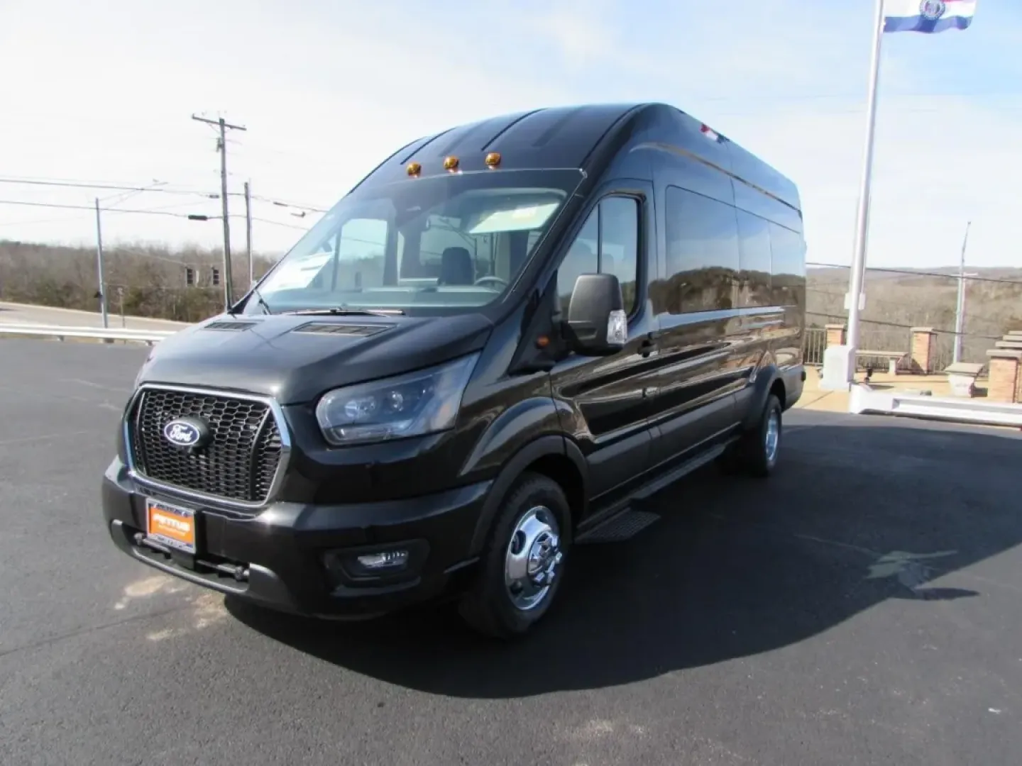 2026 /Gray Ford Transit-350 XLT (1FBVU5XG5TK) with an 3.5L EcoBoost V6 engine, Automatic transmission, located at 12836 Highway 21, De Soto, MO, 63020, (636) 337-7777, 38.151867, -90.575615 - Whether you're building a shuttle business, outfitting a mobile workspace, or planning comfortable group trips from Jefferson County to downtown St. Louis, this **2026 Ford Transit T- (Transit 350 Wagon HD High Roof XL)** is designed to make big days easier. With seating-friendly wagon versatility, - Photo#2