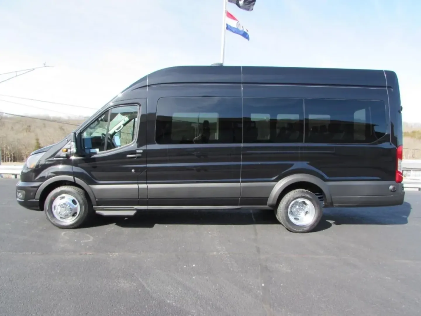 2026 /Gray Ford Transit-350 XLT (1FBVU5XG5TK) with an 3.5L EcoBoost V6 engine, Automatic transmission, located at 12836 Highway 21, De Soto, MO, 63020, (636) 337-7777, 38.151867, -90.575615 - Whether you're building a shuttle business, outfitting a mobile workspace, or planning comfortable group trips from Jefferson County to downtown St. Louis, this **2026 Ford Transit T- (Transit 350 Wagon HD High Roof XL)** is designed to make big days easier. With seating-friendly wagon versatility, - Photo#3