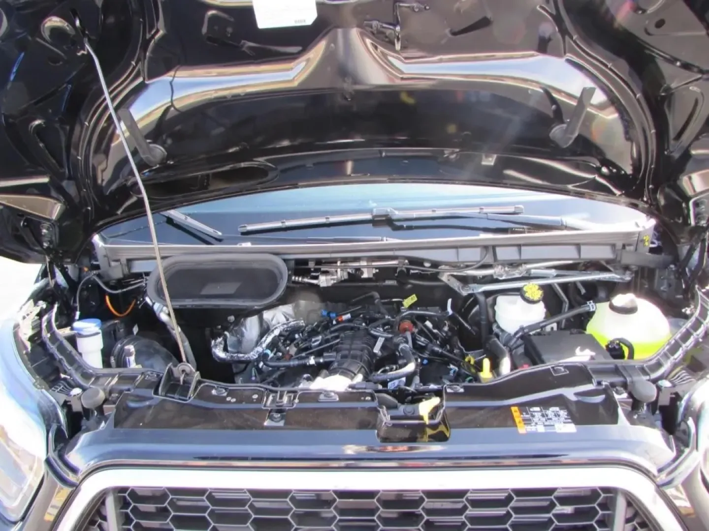 2026 /Gray Ford Transit-350 XLT (1FBVU5XG5TK) with an 3.5L EcoBoost V6 engine, Automatic transmission, located at 12836 Highway 21, De Soto, MO, 63020, (636) 337-7777, 38.151867, -90.575615 - Whether you're building a shuttle business, outfitting a mobile workspace, or planning comfortable group trips from Jefferson County to downtown St. Louis, this **2026 Ford Transit T- (Transit 350 Wagon HD High Roof XL)** is designed to make big days easier. With seating-friendly wagon versatility, - Photo#8