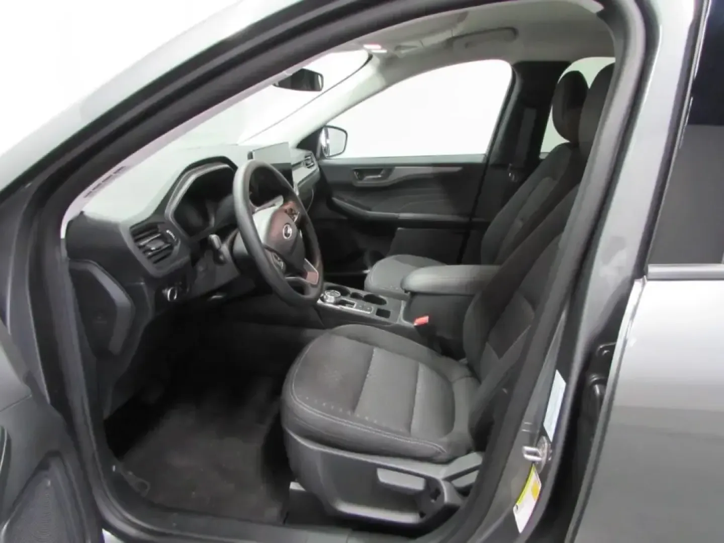 2026 /Ebony Ford Escape Active (1FMCU0GN5TU) with an 1.5L engine, 8A transmission, located at 12836 Highway 21, De Soto, MO, 63020, (636) 337-7777, 38.151867, -90.575615 - Whether you're a daily commuter running up and down Missouri Hwy 21, a parent juggling school drop-offs and groceries, or a weekend explorer heading toward the parks and trails around Jefferson County, the 2026 Ford Escape Active is built for real life. With just 100 miles, this Gray Metal SUV deliv - Photo#12