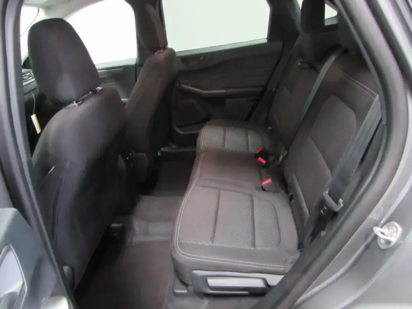 2026 /Ebony Ford Escape Active (1FMCU0GN5TU) with an 1.5L engine, 8A transmission, located at 12836 Highway 21, De Soto, MO, 63020, (636) 337-7777, 38.151867, -90.575615 - Whether you're a daily commuter running up and down Missouri Hwy 21, a parent juggling school drop-offs and groceries, or a weekend explorer heading toward the parks and trails around Jefferson County, the 2026 Ford Escape Active is built for real life. With just 100 miles, this Gray Metal SUV deliv - Photo#14