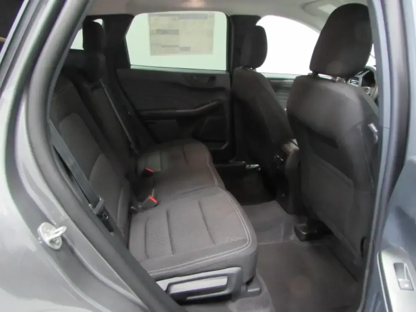 2026 /Ebony Ford Escape Active (1FMCU0GN5TU) with an 1.5L engine, 8A transmission, located at 12836 Highway 21, De Soto, MO, 63020, (636) 337-7777, 38.151867, -90.575615 - Whether you're a daily commuter running up and down Missouri Hwy 21, a parent juggling school drop-offs and groceries, or a weekend explorer heading toward the parks and trails around Jefferson County, the 2026 Ford Escape Active is built for real life. With just 100 miles, this Gray Metal SUV deliv - Photo#18