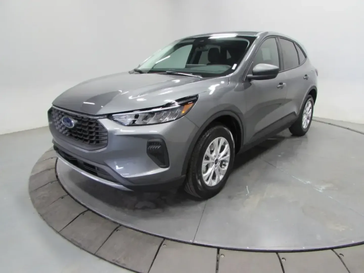 2026 /Ebony Ford Escape Active (1FMCU0GN5TU) with an 1.5L engine, 8A transmission, located at 12836 Highway 21, De Soto, MO, 63020, (636) 337-7777, 38.151867, -90.575615 - Whether you're a daily commuter running up and down Missouri Hwy 21, a parent juggling school drop-offs and groceries, or a weekend explorer heading toward the parks and trails around Jefferson County, the 2026 Ford Escape Active is built for real life. With just 100 miles, this Gray Metal SUV deliv - Photo#2