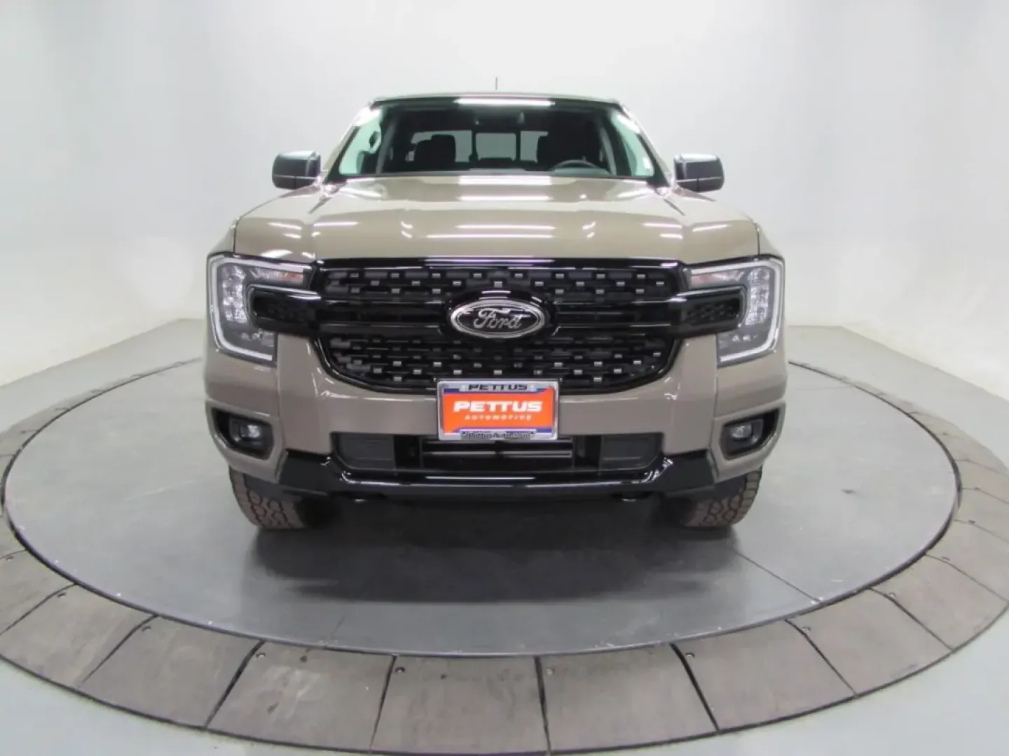 2026 /Ebony Ford Ranger XLT (1FTER4HP0TL) with an 2.7L V6 engine, Automatic transmission, located at 12836 Highway 21, De Soto, MO, 63020, (636) 337-7777, 38.151867, -90.575615 - If your weekends revolve around lake days, campsite check-ins, and hauling gear down Missouri backroads-and your weekdays still demand a comfortable, confidence-inspiring commute-this 2026 Ford Ranger XLT is built for that kind of real life. With just 5 miles on the odometer, it delivers that new-tr - Photo#1