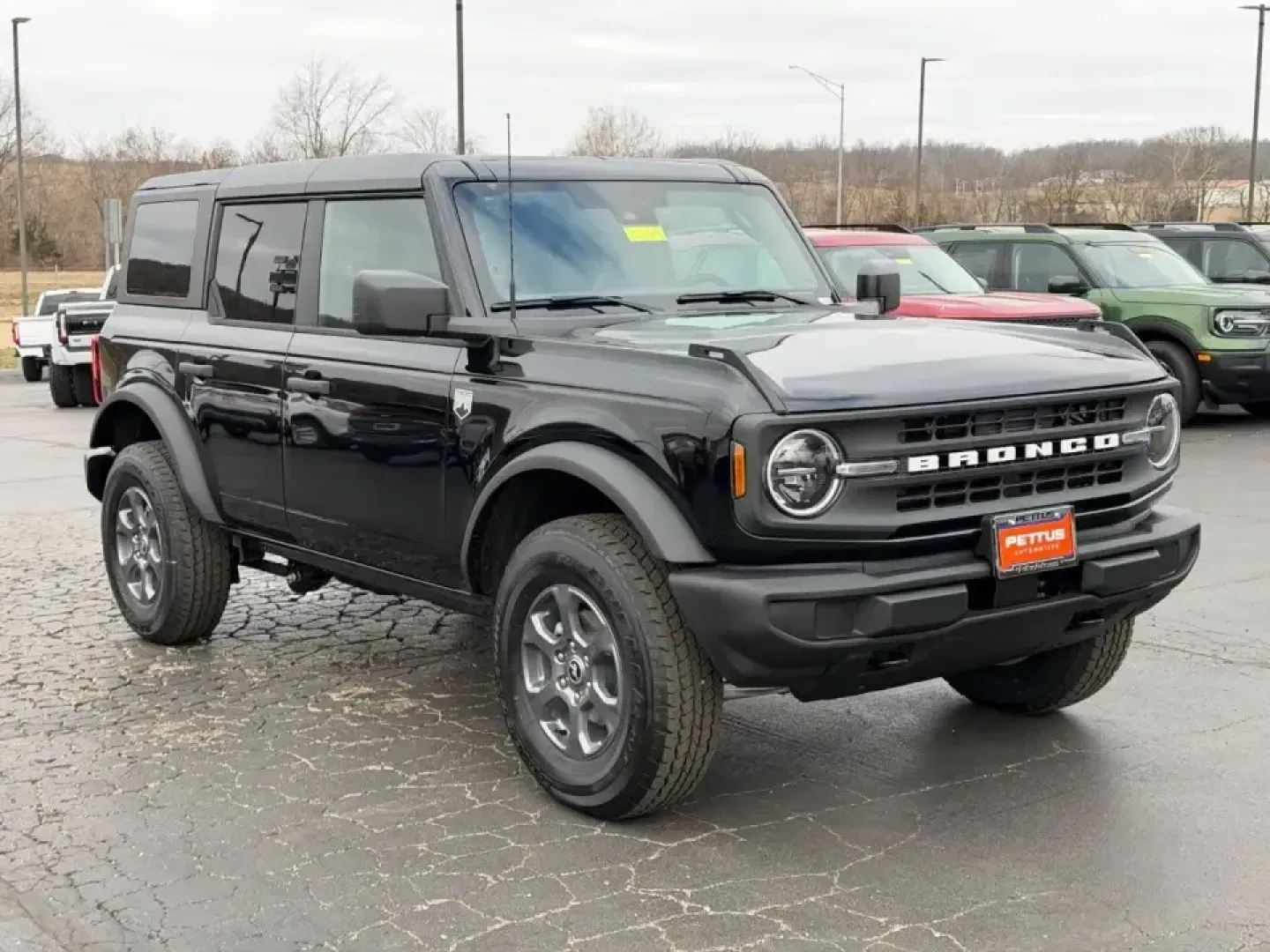 2026 /Black Onyx Leather Ford Bronco Big Bend (1FMDE7BH7TL) with an 2.3L EcoBoost I-4 engine, 7M transmission, located at 141 Commercial Dr, Fredericktown, MO, 63645, (573) 783-6432, 37.570087, -90.320648 - Weekend lake runs to Mark Twain Lake, muddy backroads after a rain, and scenic drives along US67 or MO72 feel a lot more like an adventure when you're behind the wheel of a Bronco. If you've been searching used cars near me in Fredericktown, Missouri and want something that's equal parts daily drive - Photo#0