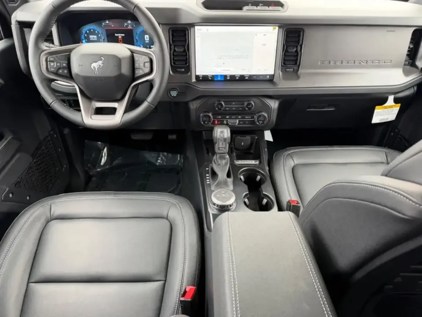 2026 /Black Onyx Leather Ford Bronco Big Bend (1FMDE7BH7TL) with an 2.3L EcoBoost I-4 engine, 7M transmission, located at 141 Commercial Dr, Fredericktown, MO, 63645, (573) 783-6432, 37.570087, -90.320648 - Weekend lake runs to Mark Twain Lake, muddy backroads after a rain, and scenic drives along US67 or MO72 feel a lot more like an adventure when you're behind the wheel of a Bronco. If you've been searching used cars near me in Fredericktown, Missouri and want something that's equal parts daily drive - Photo#7