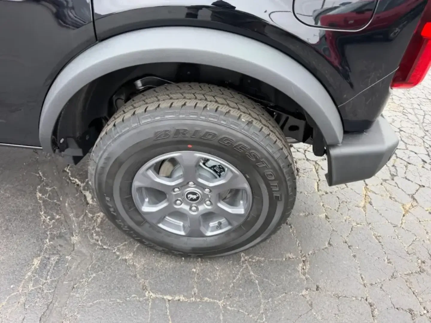 2026 /Black Onyx Leather Ford Bronco Big Bend (1FMDE7BH7TL) with an 2.3L EcoBoost I-4 engine, 7M transmission, located at 141 Commercial Dr, Fredericktown, MO, 63645, (573) 783-6432, 37.570087, -90.320648 - Weekend lake runs to Mark Twain Lake, muddy backroads after a rain, and scenic drives along US67 or MO72 feel a lot more like an adventure when you're behind the wheel of a Bronco. If you've been searching used cars near me in Fredericktown, Missouri and want something that's equal parts daily drive - Photo#4