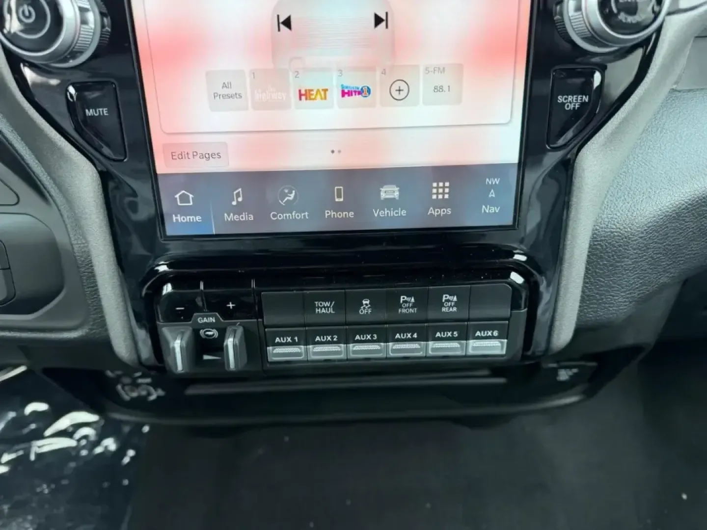 2026 /Diesel Gray/Black Cloth Ram 2500 Tradesman (3C6UR5CJ8TG) with an 6.4L V8 HEMI HD engine, 6A transmission, located at 970 Woodlawn Dr., Farmington, MO, 63640, (573) 431-7800, 37.825642, -90.468674 - Whether you're hauling a camper out to St. Joe State Park, towing a work trailer down US67 before sunrise, or simply want a truck that feels ready for anything the Ozarks throw your way, this **2026 Ram 2500 Tradesman** is built for the life you actually live. With just **5 miles** on the odometer, - Photo#16
