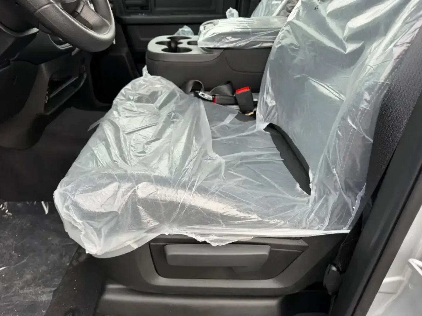 2026 /Diesel Gray/Black Cloth Ram 2500 Tradesman (3C6UR5CJ8TG) with an 6.4L V8 HEMI HD engine, 6A transmission, located at 970 Woodlawn Dr., Farmington, MO, 63640, (573) 431-7800, 37.825642, -90.468674 - Whether you're hauling a camper out to St. Joe State Park, towing a work trailer down US67 before sunrise, or simply want a truck that feels ready for anything the Ozarks throw your way, this **2026 Ram 2500 Tradesman** is built for the life you actually live. With just **5 miles** on the odometer, - Photo#19