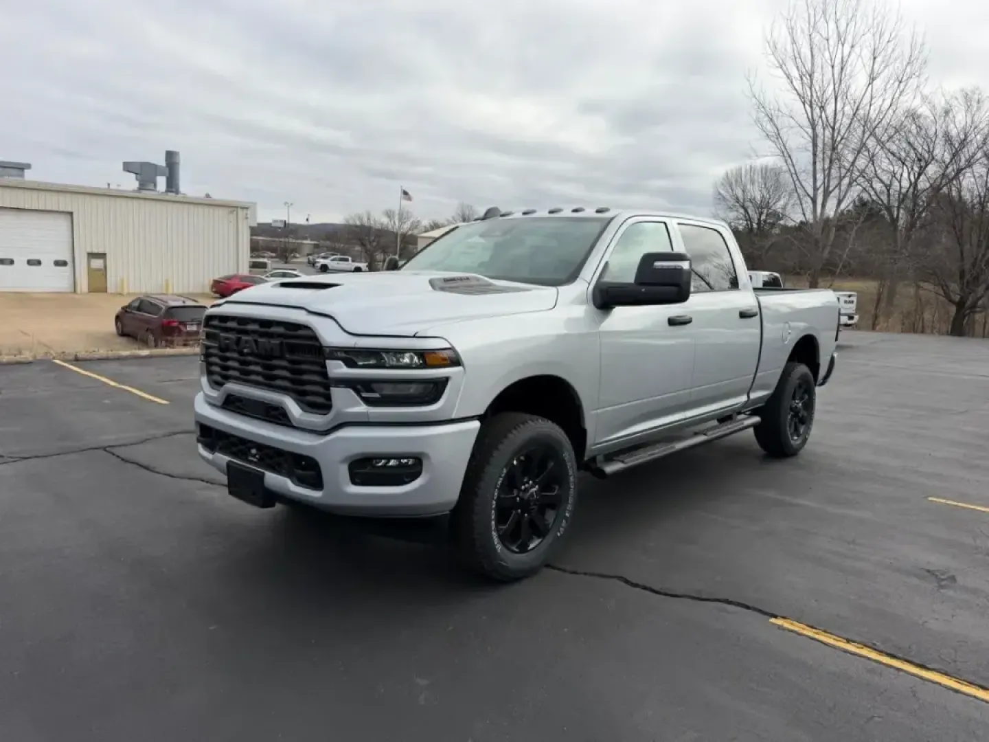 2026 /Diesel Gray/Black Cloth Ram 2500 Tradesman (3C6UR5CJ8TG) with an 6.4L V8 HEMI HD engine, 6A transmission, located at 970 Woodlawn Dr., Farmington, MO, 63640, (573) 431-7800, 37.825642, -90.468674 - Whether you're hauling a camper out to St. Joe State Park, towing a work trailer down US67 before sunrise, or simply want a truck that feels ready for anything the Ozarks throw your way, this **2026 Ram 2500 Tradesman** is built for the life you actually live. With just **5 miles** on the odometer, - Photo#6