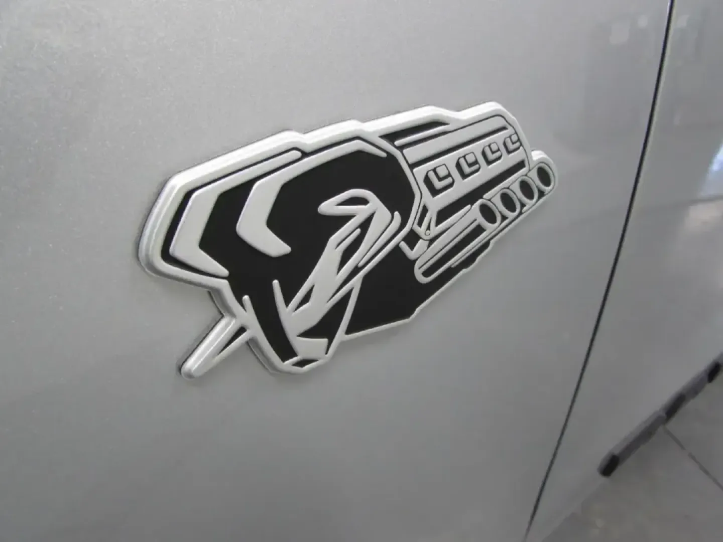 2026 /Black Ram 1500 Big Horn/Lone Star (1C6SRFFT2TN) with an 5.7L V8 OHV 16V engine, 8A transmission, located at 12830 Highway 21, De Soto, MO, 63020, (636) 337-7777, 38.153099, -90.573624 - Weekend lake runs to Washington State Park, early-morning commutes up Highway 21, and hauling weekend projects without breaking a sweat-this 2026 Ram 1500 Big Horn 4x4 is built for the De Soto lifestyle. With just 5 miles on the odometer, it delivers that new-truck feel while still fitting shoppers - Photo#33