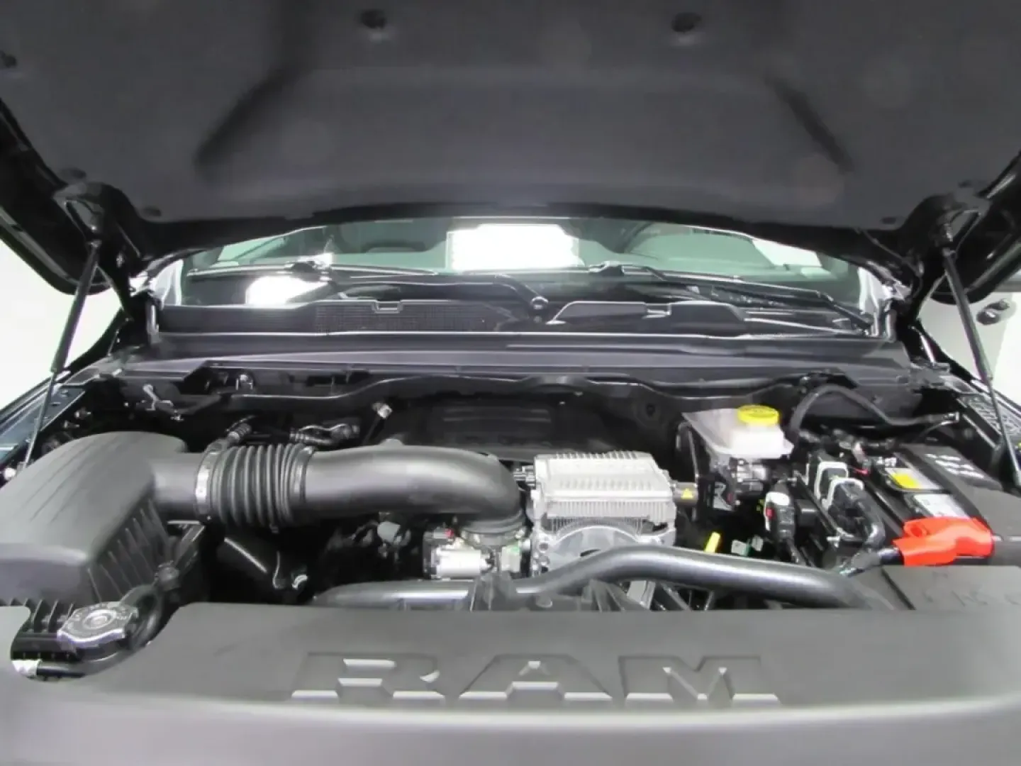 2026 /Black Ram 1500 Laramie (1C6SRFJT0TN) with an 5.7L V8 OHV 16V engine, Automatic transmission, located at 12830 Highway 21, De Soto, MO, 63020, (636) 337-7777, 38.153099, -90.573624 - When your weekends bounce between hauling gear to a campsite, towing a trailer to the lake, and still needing a comfortable daily driver for the Monday commute, a full-size truck has to do it all without feeling like work. This **2026 Ram 1500 Laramie** is built for that lifestyle-refined enough for - Photo#9