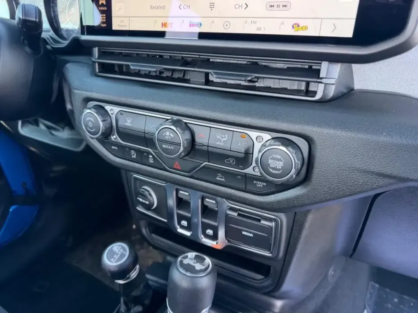 2026 /Black Cloth Jeep Wrangler Sport (1C4PJXAN5TW) with an 2.0L engine, 6M transmission, located at 970 Woodlawn Dr., Farmington, MO, 63640, (573) 431-7800, 37.825642, -90.468674 - Weekend trails, lake days, and winter-weather confidence all start with the right SUV-and this **2026 Jeep Wrangler Sport 4x4** is built for the Farmington lifestyle. Whether you're packing up for a quick escape to **St. Joe State Park**, heading out toward **Flat River** for fishing, or just commut - Photo#14