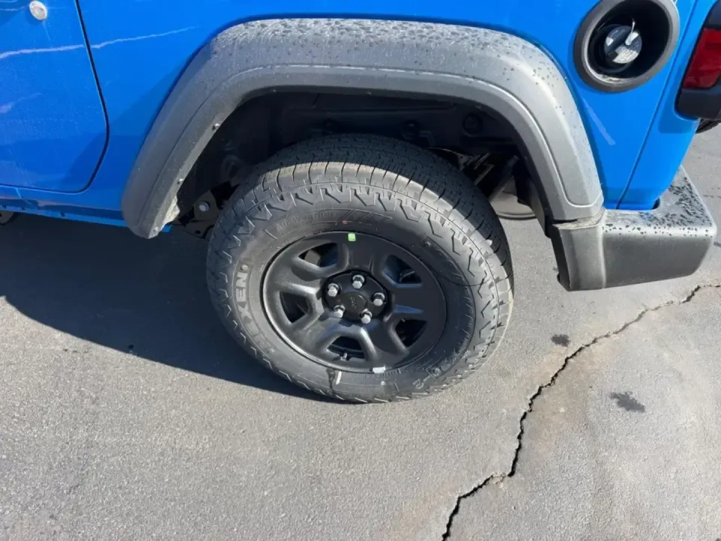 2026 /Black Cloth Jeep Wrangler Sport (1C4PJXAN5TW) with an 2.0L engine, 6M transmission, located at 970 Woodlawn Dr., Farmington, MO, 63640, (573) 431-7800, 37.825642, -90.468674 - Weekend trails, lake days, and winter-weather confidence all start with the right SUV-and this **2026 Jeep Wrangler Sport 4x4** is built for the Farmington lifestyle. Whether you're packing up for a quick escape to **St. Joe State Park**, heading out toward **Flat River** for fishing, or just commut - Photo#5