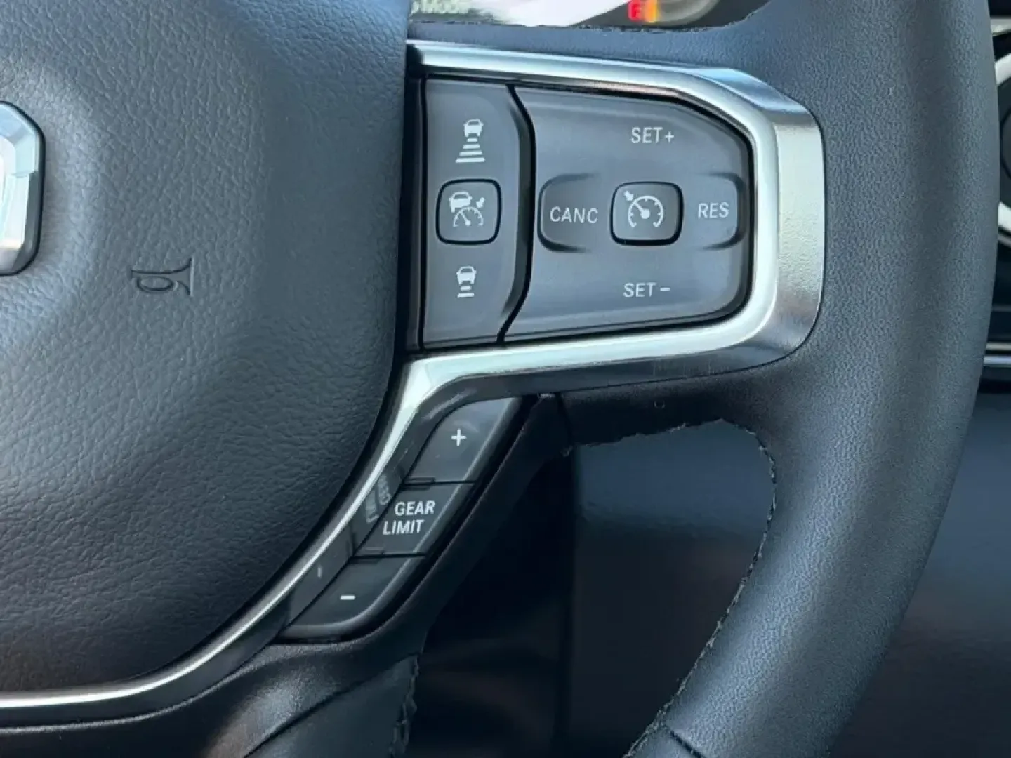 2026 /Black Leather Ram 1500 Laramie (1C6SRFJT7TN) with an 5.7L engine, Automatic transmission, located at 970 Woodlawn Dr., Farmington, MO, 63640, (573) 431-7800, 37.825642, -90.468674 - Whether you're towing the boat out toward Mark Twain Lake, hauling gear for a weekend at St. Joe State Park, or simply wanting a confident daily driver for the commute along US-67, this truck fits the lifestyle: the **2026 Ram 1500 Laramie 4x4** blends upscale comfort with real-world capability in a - Photo#13