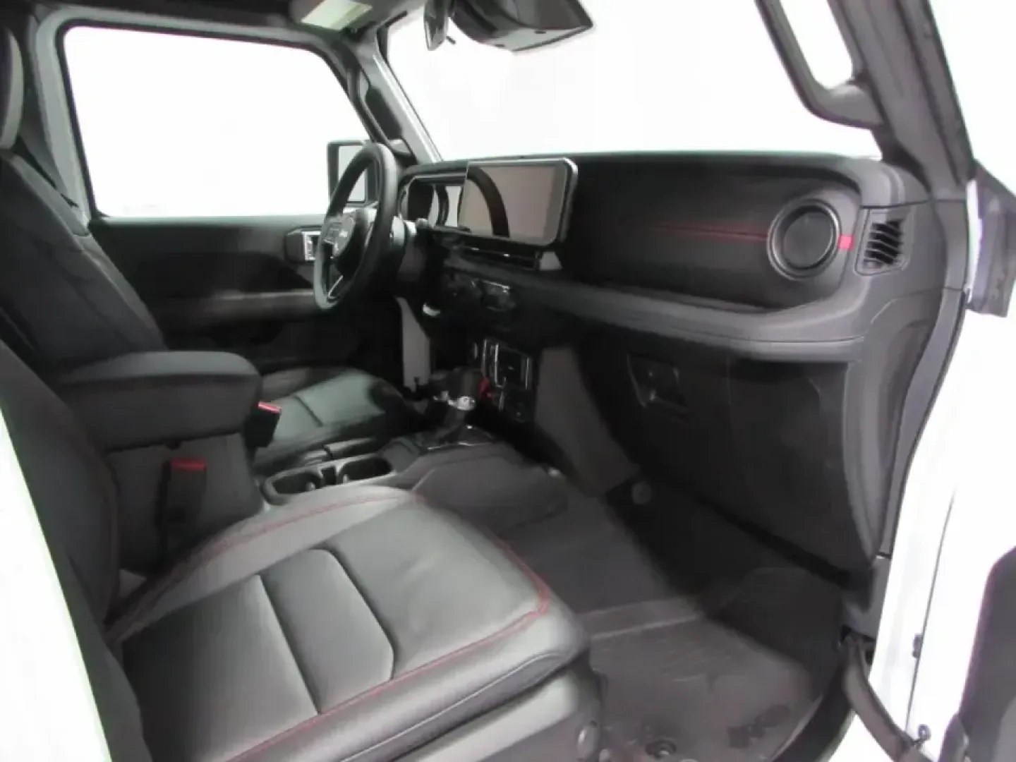 2026 /Black Jeep Wrangler Rubicon (1C4PJXFG2TW) with an 3.6L V6 DOHC 24V engine, 6M transmission, located at 12830 Highway 21, De Soto, MO, 63020, (636) 337-7777, 38.153099, -90.573624 - Weekend adventures don't have to wait for someday. If your ideal Saturday starts with coffee in De Soto and ends with mud on the tires after a run out toward St. Francois State Park or a scenic cruise along Highway 21, this 2026 Jeep Wrangler Rubicon is built for that lifestyle-trail-capable, commut - Photo#16
