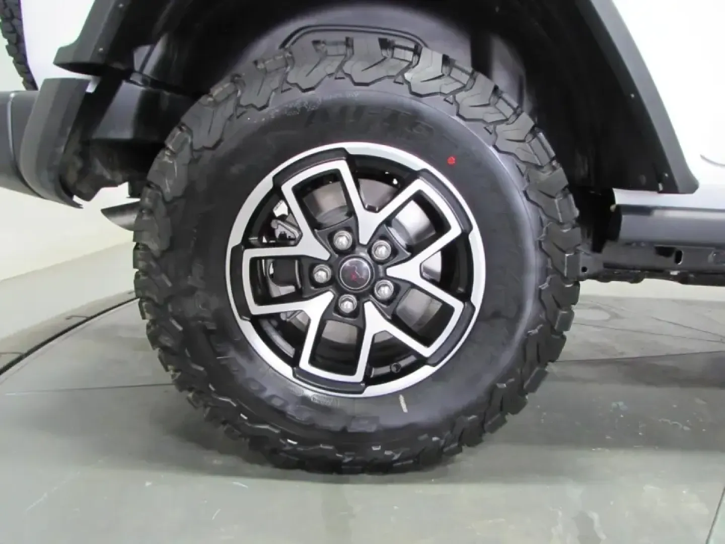 2026 /Black Jeep Wrangler Rubicon (1C4PJXFG2TW) with an 3.6L V6 DOHC 24V engine, 6M transmission, located at 12830 Highway 21, De Soto, MO, 63020, (636) 337-7777, 38.153099, -90.573624 - Weekend adventures don't have to wait for someday. If your ideal Saturday starts with coffee in De Soto and ends with mud on the tires after a run out toward St. Francois State Park or a scenic cruise along Highway 21, this 2026 Jeep Wrangler Rubicon is built for that lifestyle-trail-capable, commut - Photo#8
