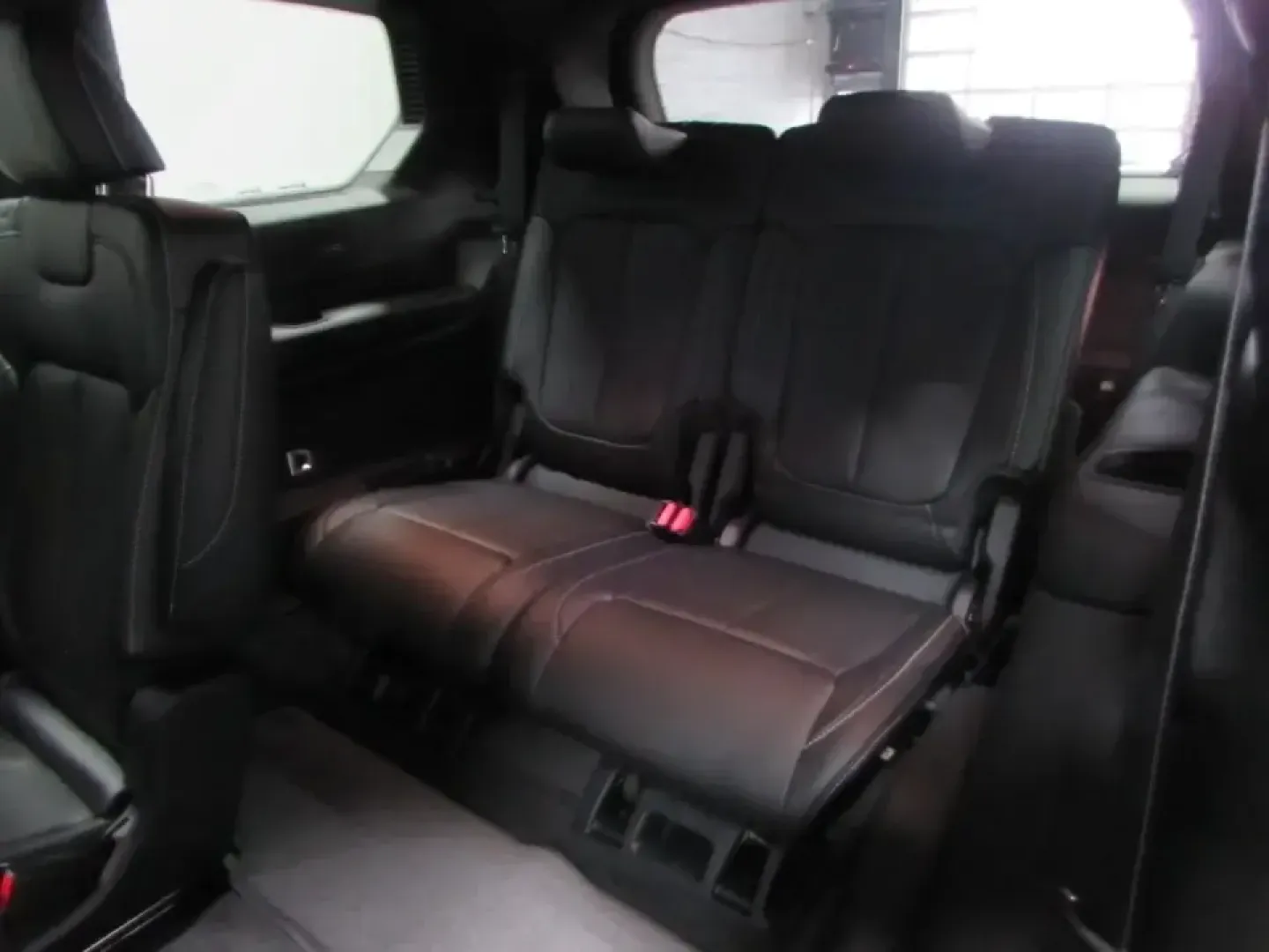 2026 /Global Black Jeep Grand Cherokee Limited (1C4RJKBR4T8) with an Other engine, located at 12830 Highway 21, De Soto, MO, 63020, (636) 337-7777, 38.153099, -90.573624 - Weekend escapes to Don Robinson State Park, snowy school runs, and comfortable highway cruising down Highway 21 all call for an SUV that feels ready for anything. This **2026 Jeep Grand Cherokee Limited 4x4** delivers that go anywhere, arrive relaxed lifestyle with the confidence families and commut - Photo#15