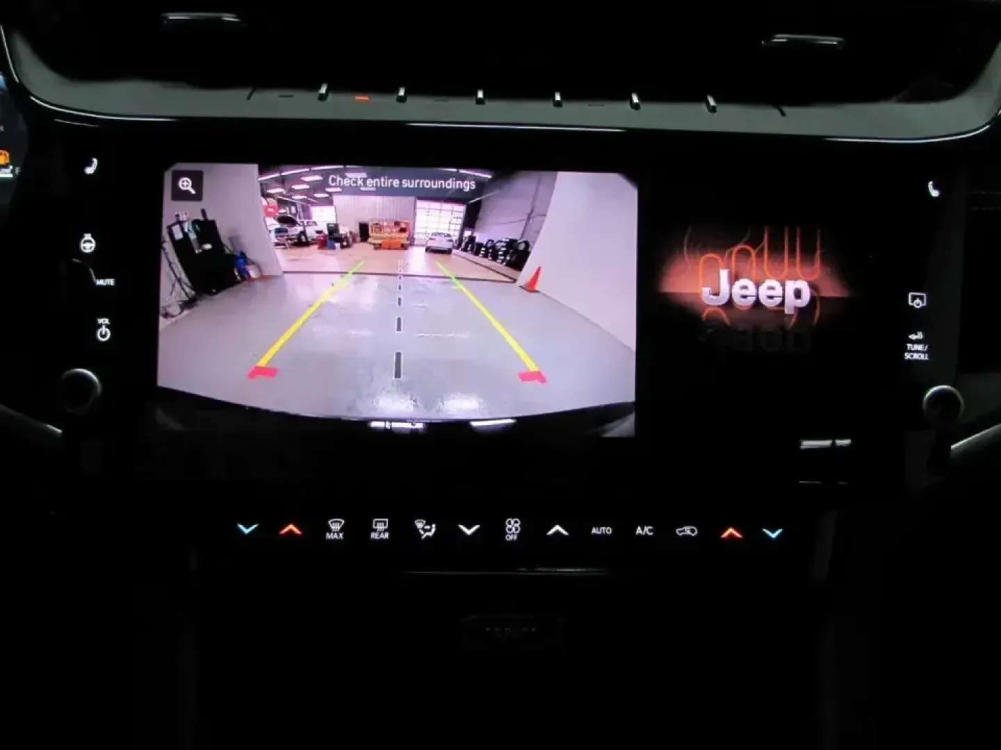 2026 /Global Black Jeep Grand Cherokee Limited (1C4RJKBR4T8) with an Other engine, located at 12830 Highway 21, De Soto, MO, 63020, (636) 337-7777, 38.153099, -90.573624 - Weekend escapes to Don Robinson State Park, snowy school runs, and comfortable highway cruising down Highway 21 all call for an SUV that feels ready for anything. This **2026 Jeep Grand Cherokee Limited 4x4** delivers that go anywhere, arrive relaxed lifestyle with the confidence families and commut - Photo#29