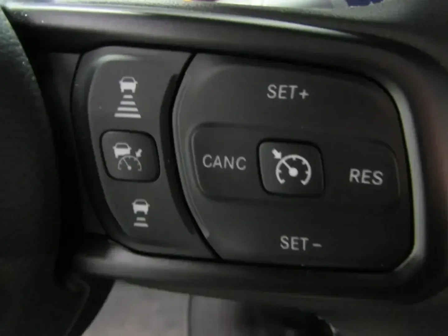 2026 /Black Jeep Gladiator Sport S (1C6PJTAG8TL) with an 3.6L V6 DOHC 24V engine, 6M transmission, located at 12830 Highway 21, De Soto, MO, 63020, (636) 337-7777, 38.153099, -90.573624 - Weekend lake runs to Washington State Park, hauling gear for a day at St. Joe State Park, or simply making the daily commute down Highway 21 feel a lot less ordinary-this 2026 Jeep Gladiator Sport is built for Missouri drivers who want real truck capability with true Jeep adventure DNA. Finished in - Photo#23