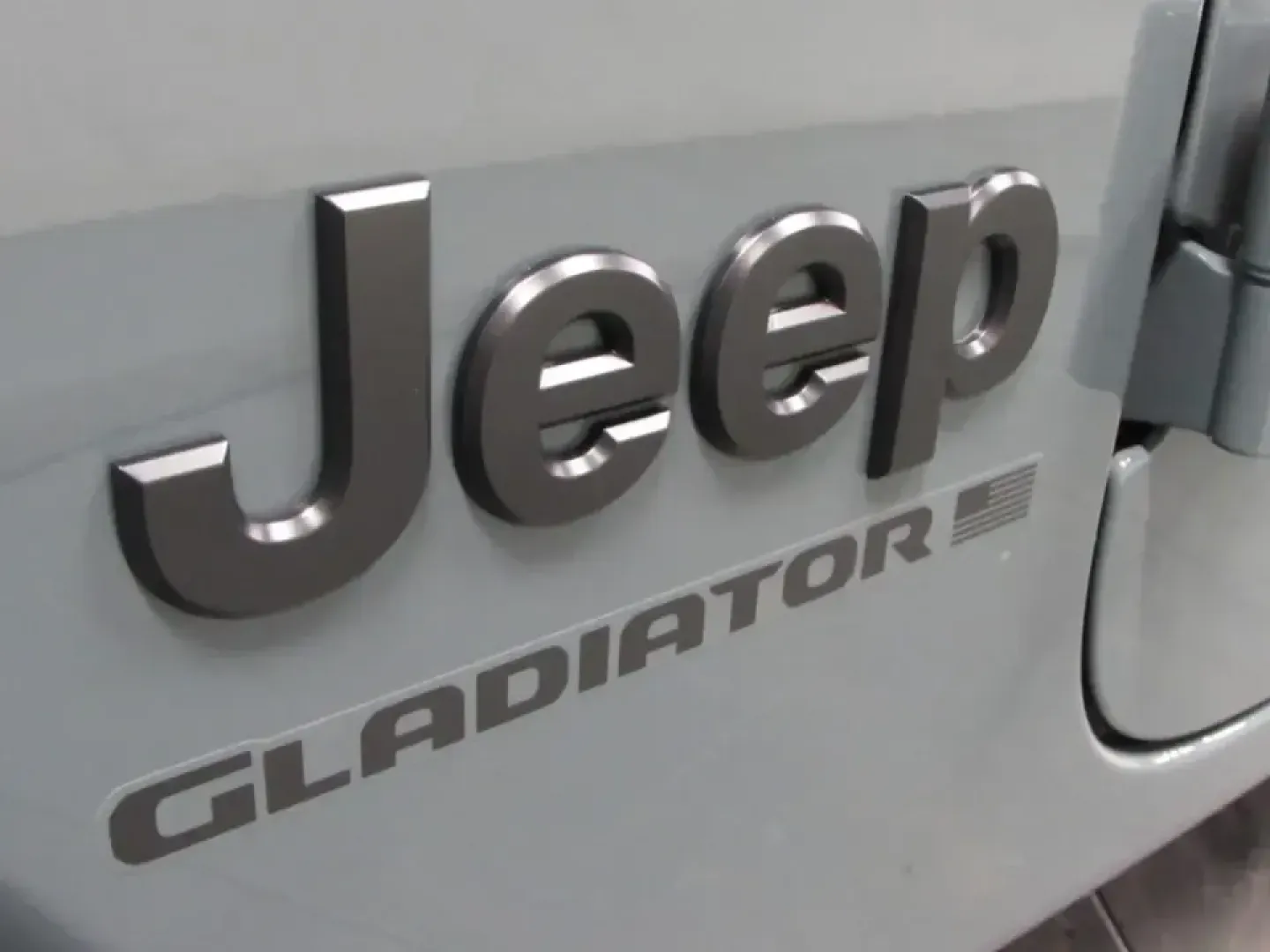 2026 /Black Jeep Gladiator Sport S (1C6PJTAG8TL) with an 3.6L V6 DOHC 24V engine, 6M transmission, located at 12830 Highway 21, De Soto, MO, 63020, (636) 337-7777, 38.153099, -90.573624 - Weekend lake runs to Washington State Park, hauling gear for a day at St. Joe State Park, or simply making the daily commute down Highway 21 feel a lot less ordinary-this 2026 Jeep Gladiator Sport is built for Missouri drivers who want real truck capability with true Jeep adventure DNA. Finished in - Photo#31