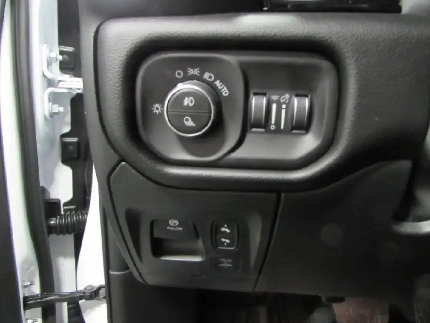2026 /Black Ram 1500 Laramie (1C6SRFJT9TN) with an 5.7L V8 OHV 16V engine, Automatic transmission, located at 12830 Highway 21, De Soto, MO, 63020, (636) 337-7777, 38.153099, -90.573624 - Whether you're hauling a camper out toward Washington State Park, commuting the daily stretch on MO-21, or loading up the crew for a weekend run to Main and Mill Brewing in nearby Festus, this truck is built for real-life Missouri miles. The 2026 Ram 1500 Laramie brings big-time capability with th - Photo#19