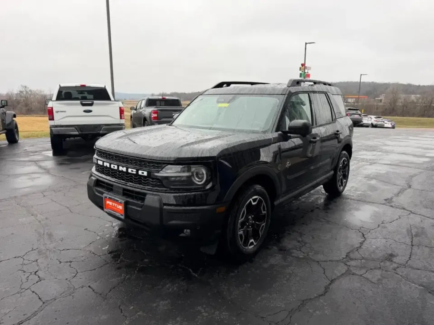 2026 /Ebony/Roast Leather Ford Bronco Sport Outer Banks (3FMCR9CN9TR) with an 1.5L EcoBoost engine, Automatic transmission, located at 141 Commercial Dr, Fredericktown, MO, 63645, (573) 783-6432, 37.570087, -90.320648 - Weekend escapes, weekday commutes, and everything in between feel easier when your SUV is ready for Missouri backroads and smooth highway miles alike. This **2026 Ford Bronco Sport Outer Banks** in **Shadow Black** is built for drivers who want everyday comfort with the confidence to chase a last-mi - Photo#6