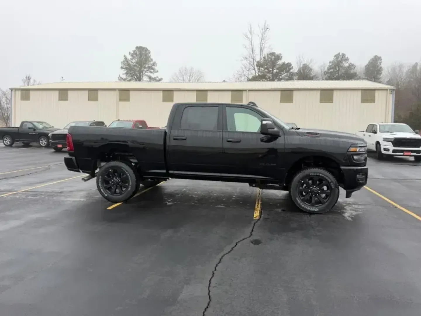 2026 /Black Cloth Ram 2500 Big Horn (3C6UR5DJ2TG) with an 6.4L V8 HEMI HD engine, 6A transmission, located at 970 Woodlawn Dr., Farmington, MO, 63640, (573) 431-7800, 37.825642, -90.468674 - Built for big weekends, heavy-duty workdays, and family road trips through Missouri backroads, this **2026 Ram 2500 Big Horn** is the kind of truck that fits real life in Farmington-whether you're towing, hauling, or simply wanting confident four-season capability for everything from school runs to - Photo#1