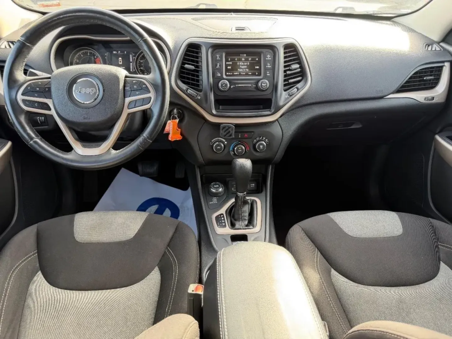 2018 /Black Cloth Jeep Cherokee Latitude (1C4PJMCB6JD) with an 2.4L engine, Automatic transmission, located at 970 Woodlawn Dr., Farmington, MO, 63640, (573) 431-7800, 37.825642, -90.468674 - Experience adventure without the sacrifice of comfort in this rugged yet refined 2018 Jeep Cherokee, now available at Pettus CDJR Farmington. Located in the heart of Farmington, MO, at 970 Woodlawn Drive, we pride ourselves on offering quality used vehicles that cater to a variety of lifestyles. Whe - Photo#9