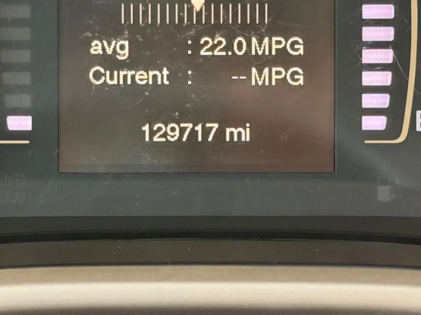 2018 /Black Cloth Jeep Cherokee Latitude (1C4PJMCB6JD) with an 2.4L engine, Automatic transmission, located at 970 Woodlawn Dr., Farmington, MO, 63640, (573) 431-7800, 37.825642, -90.468674 - Experience adventure without the sacrifice of comfort in this rugged yet refined 2018 Jeep Cherokee, now available at Pettus CDJR Farmington. Located in the heart of Farmington, MO, at 970 Woodlawn Drive, we pride ourselves on offering quality used vehicles that cater to a variety of lifestyles. Whe - Photo#19