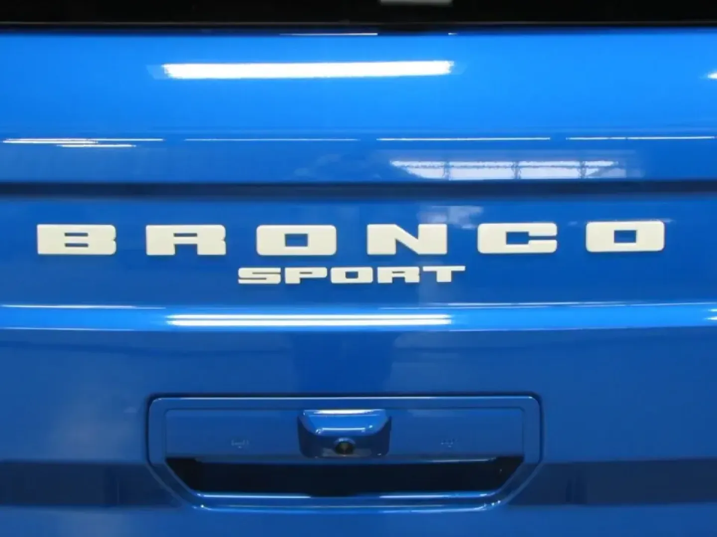 2026 /Medium Lt Smoked Truffle Ford Bronco Sport Big Bend (3FMCR9BN1TR) with an 1.5L EcoBoost engine, Automatic transmission, located at 12836 Highway 21, De Soto, MO, 63020, (636) 337-7777, 38.151867, -90.575615 - Weekday commuter, weekend explorer, and family errand-runner all in one-this 2026 Ford Bronco Sport Big Bend is built for the De Soto lifestyle, where you might cruise Missouri Hwy 21 to work on Friday and point the nose toward a campsite or trailhead on Saturday. With just 11 miles, it offers that - Photo#32