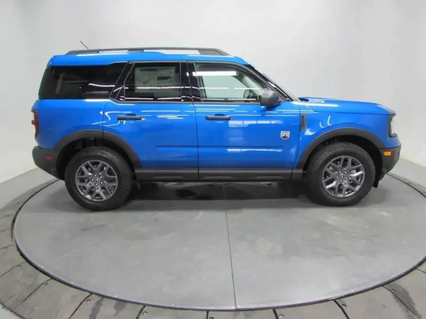 2026 /Medium Lt Smoked Truffle Ford Bronco Sport Big Bend (3FMCR9BN1TR) with an 1.5L EcoBoost engine, Automatic transmission, located at 12836 Highway 21, De Soto, MO, 63020, (636) 337-7777, 38.151867, -90.575615 - Weekday commuter, weekend explorer, and family errand-runner all in one-this 2026 Ford Bronco Sport Big Bend is built for the De Soto lifestyle, where you might cruise Missouri Hwy 21 to work on Friday and point the nose toward a campsite or trailhead on Saturday. With just 11 miles, it offers that - Photo#7