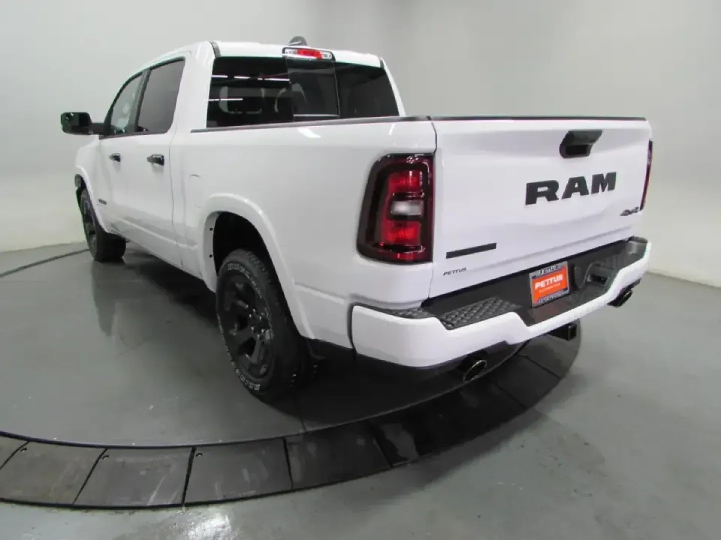2026 /Black Ram 1500 Big Horn/Lone Star (1C6SRFFP6TN) with an 3.0L V6 DOHC 24V TURBO engine, 8A transmission, located at 12830 Highway 21, De Soto, MO, 63020, (636) 337-7777, 38.153099, -90.573624 - Picture your next weekend: a boat at the ramp, a camper headed for the hills, or a home-improvement haul that would overwhelm a smaller vehicle. The **2026 Ram 1500 Big Horn** is built for that real-life mix of work, family, and adventure-especially if you want a modern, comfortable truck that still - Photo#4